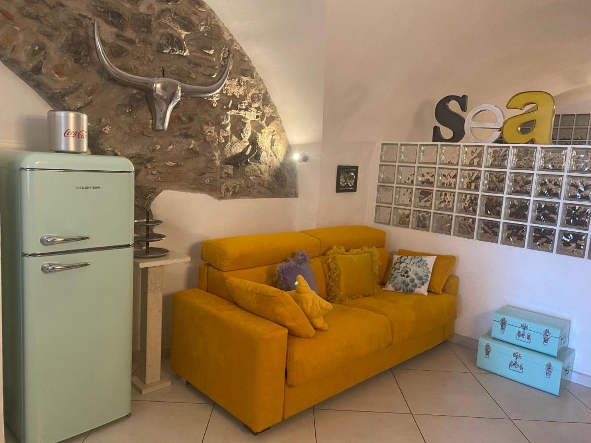 Frantoio Lägenhet Riva Ligure Exteriör bild