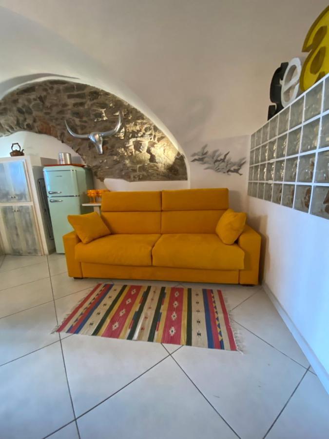 Frantoio Lägenhet Riva Ligure Exteriör bild